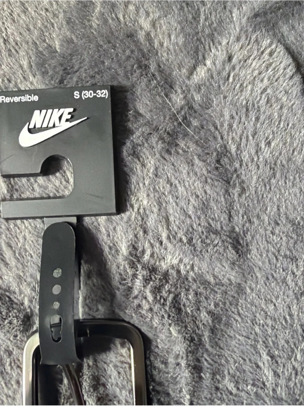 Nike Men’s Size S (30-32) Perforated Reversible Golf Belt. Black/Brown. NWT
